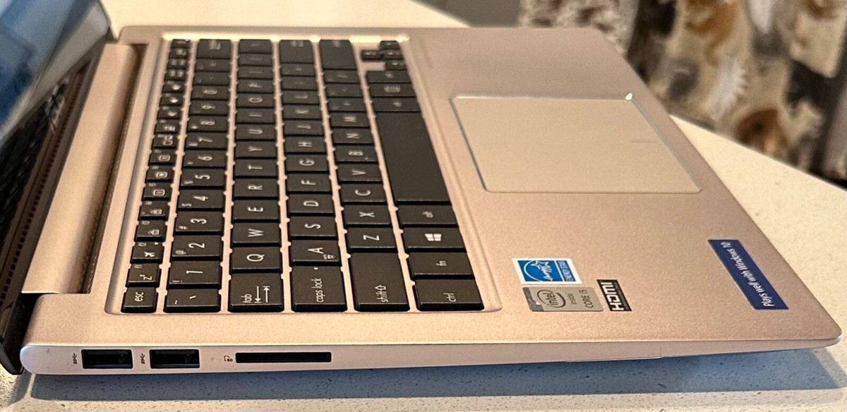 ASUS ZenBook UX3030LA 13.3