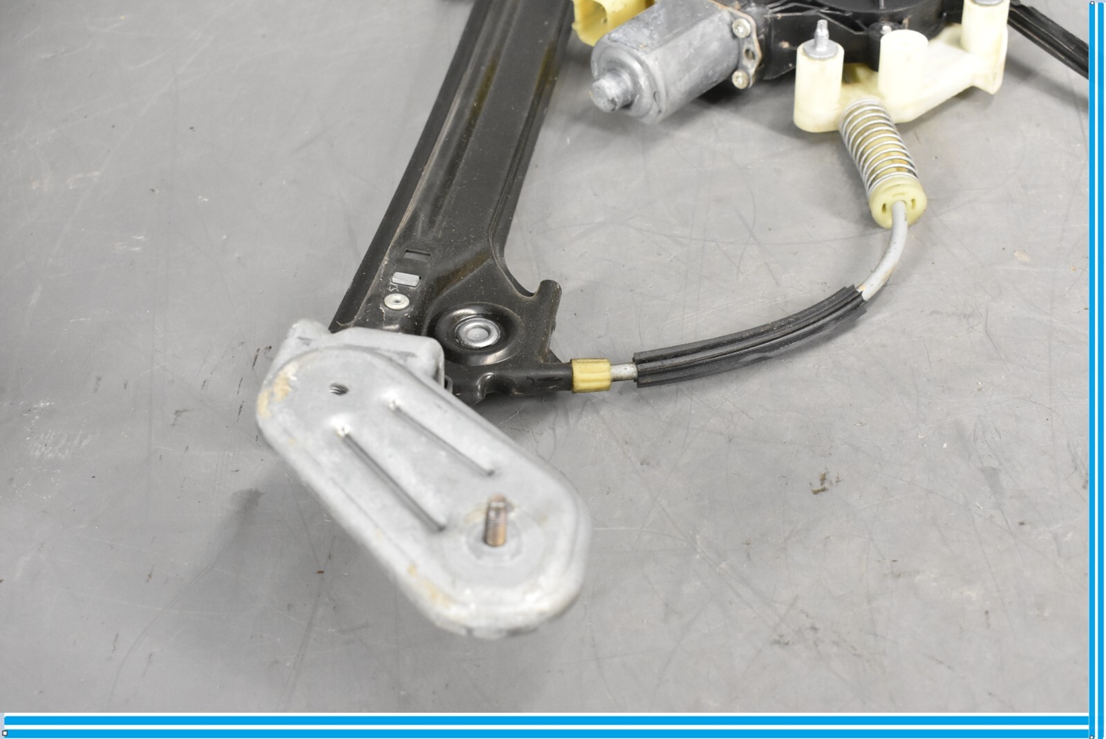MASERATI QUATTROPORTE REAR RIGHT DOOR WINDOW REGULATOR W/ MOTOR OEM 2014-2020
