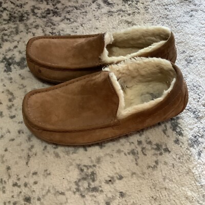 UGG Australia - Ascot - Moccasin Slipper - Brown - Men\'s - 9 - S/N 5775 UGG® Ascot for Men | Casual House Loafers at UGG.com main image 2