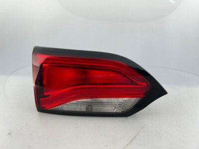 OEM | 2020 - 2024 Chrysler Pacifica Inner Halogen Tail Light (Left/Driver)