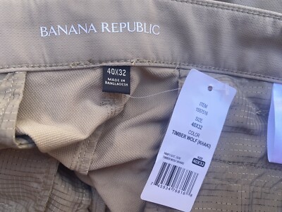 Men's NWT Banana Republic Timber Wolf Khaki Flat Front Pants Size