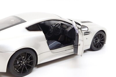 AUTOart 1:18 Aston Martin V12 Vantage S in Meteorite SIlver | eBay