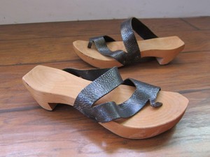 Cydwoq unique black silver distressed leather low heel wooden sandals 40 10 | eBay