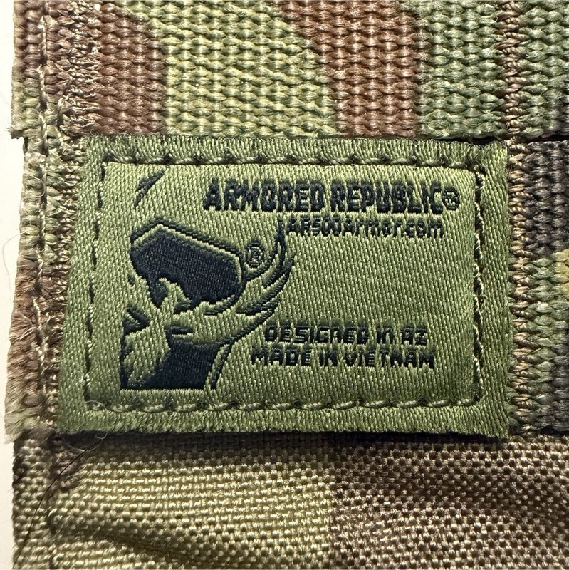 Armored Republic Tactical MOLLE Camouflage Pouch Hook & Loop Nylon Multicam 