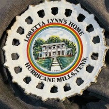 Ancienne assiette souvenir collector Loretta Lynn's Home Hurricane Mills Tennessee 
