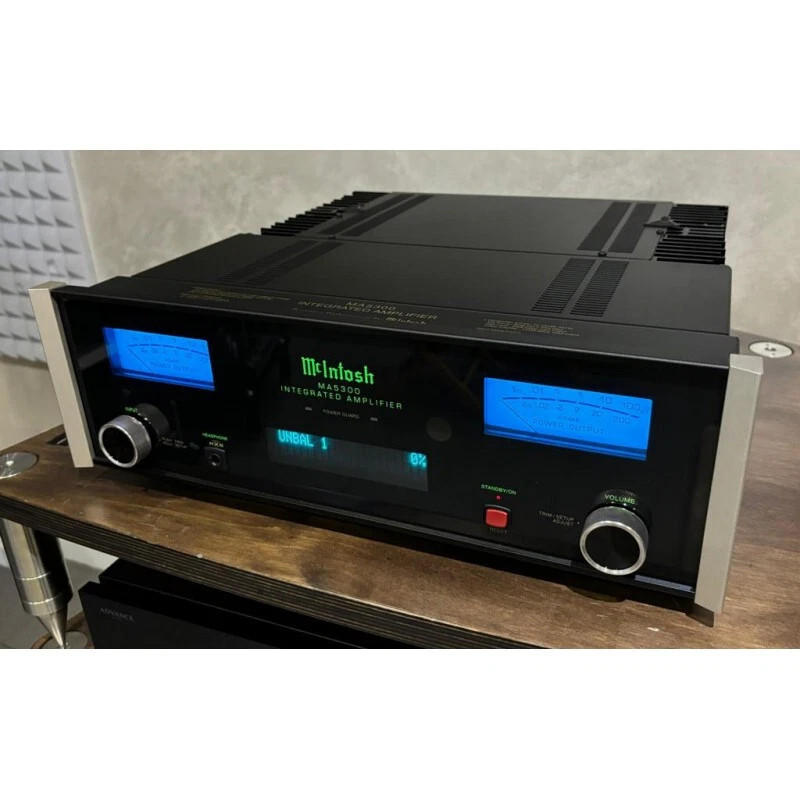 MCINTOSH MA 5300 DEMO AMPLIFICATORE INTEGRATO GARANZIA UFFICIALE - Immagine 2 di 3