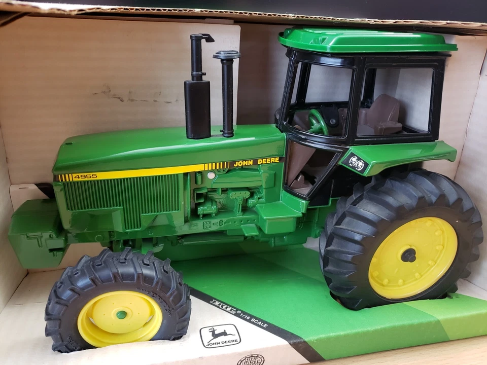 Ertl John Deere 4955 MFWD Tractor Diecast 1:16 - Image 4 of 4