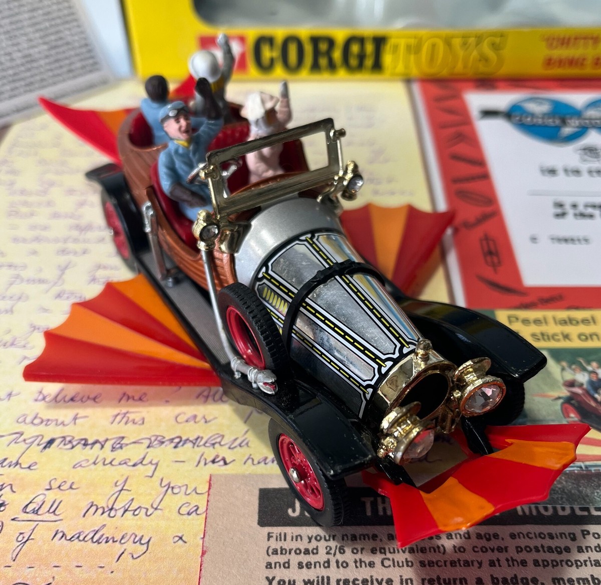 Mint Corgi Chitty-Chitty-Bang-Bang Flying Car Deluxe 25th