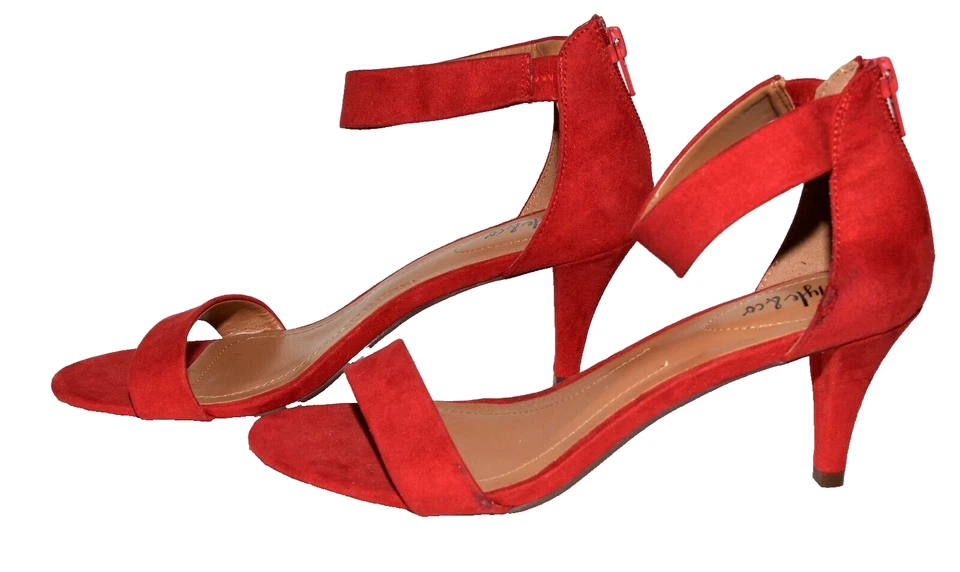 Style & Co Paycee Rojo Imitación Gamuza Puntera Abierta Correa en el Tobillo Cremallera Trasera Tacones Talla 8M Foto 2 de 4