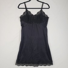 Vintage Vassarette Full Slip Dress Womens Small Lace Trim Lingerie Black 1970s