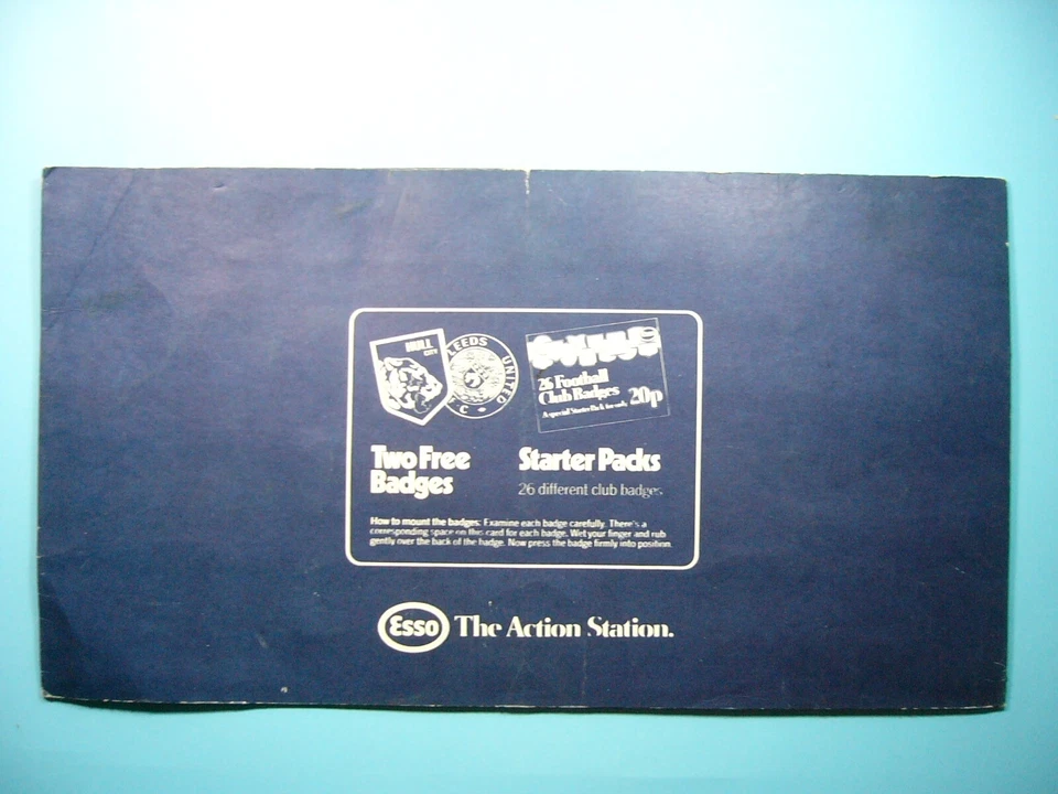 BOOK LOT PART SET 43/76 1970'S ESSO COLLECTION ENGLISH UK SOCCER FOOTBALL BADGES - Image 2 of 4