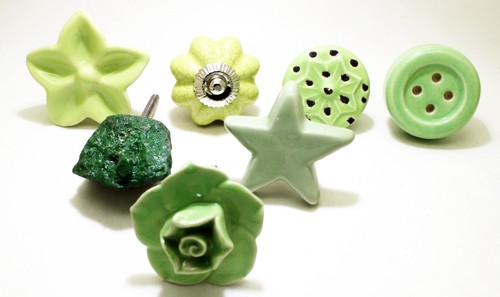 7 X Multi Design Ceramic & Resin Green Decorative Dresser Drawer/Door Knob Pull - Picture 3 of 8