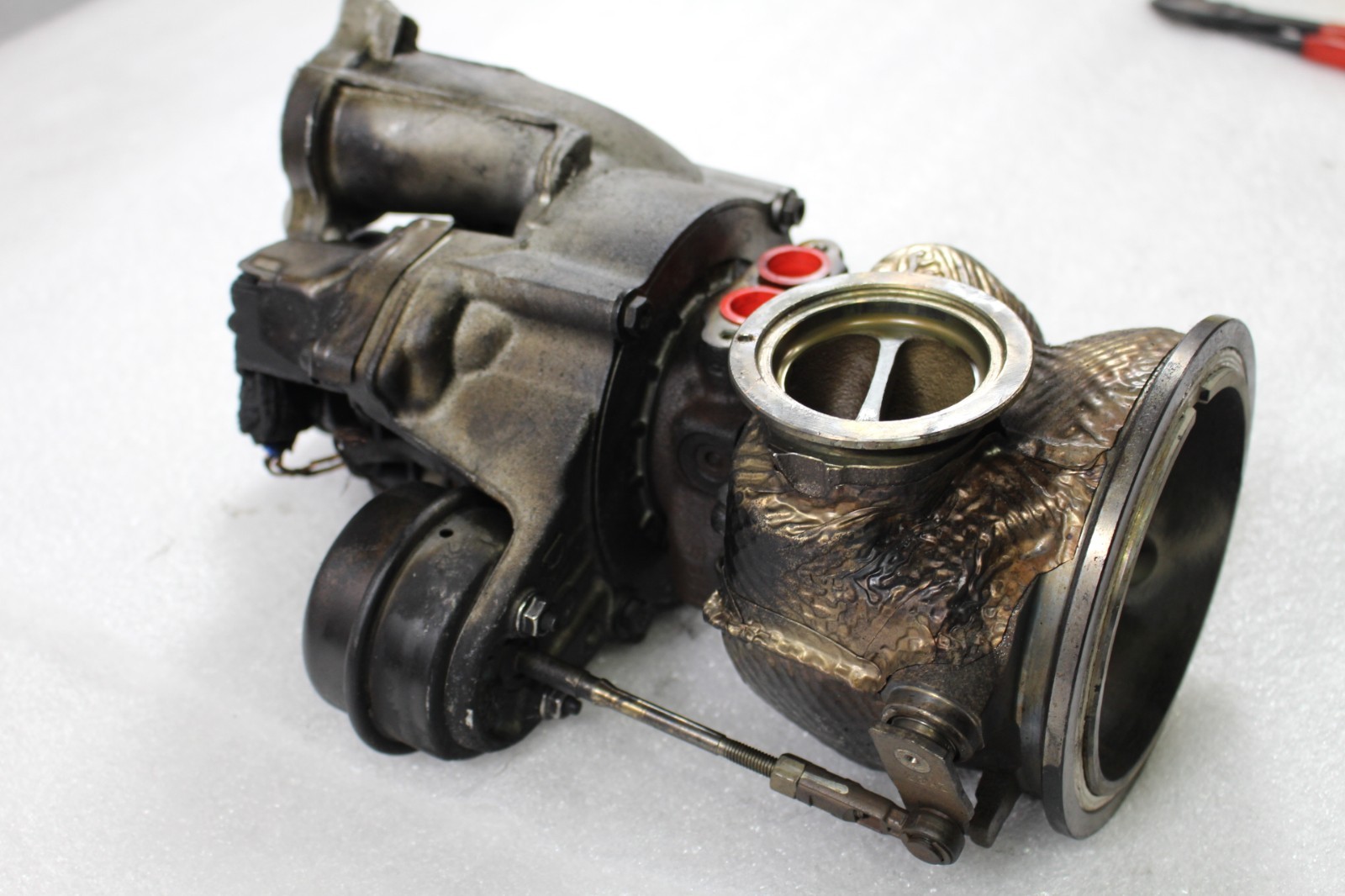 Lamborghini Urus, RH, Turbo Supercharger, Parts Only, Used, P/N 0P2145654E