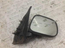 Retroviseur droit (ou coque) Nissan SERENA