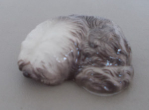 Vintage 1993-95 Hagen-Renaker A-3122 Miniature Old English Sheepdog Dog Figurine