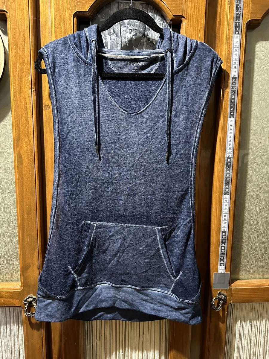 Grey calvin klein jumper womens store