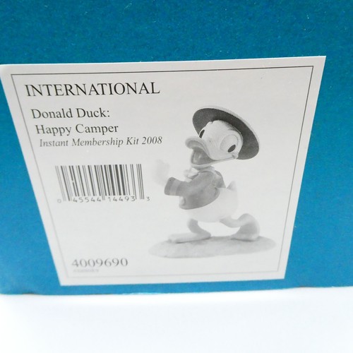 Disney Donald Duck Happy Camper Boxed Collectors Kit + COA Photos Badge Perfect - Picture 14 of 17