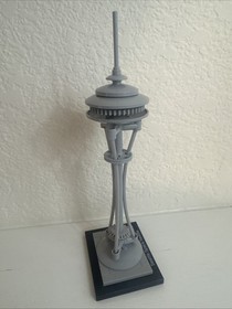 LEGO Architecture 21003 Seattle Space Needle