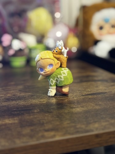 POP MART Zsiga The Musician The Winter of Gifts Series Holiday - as is