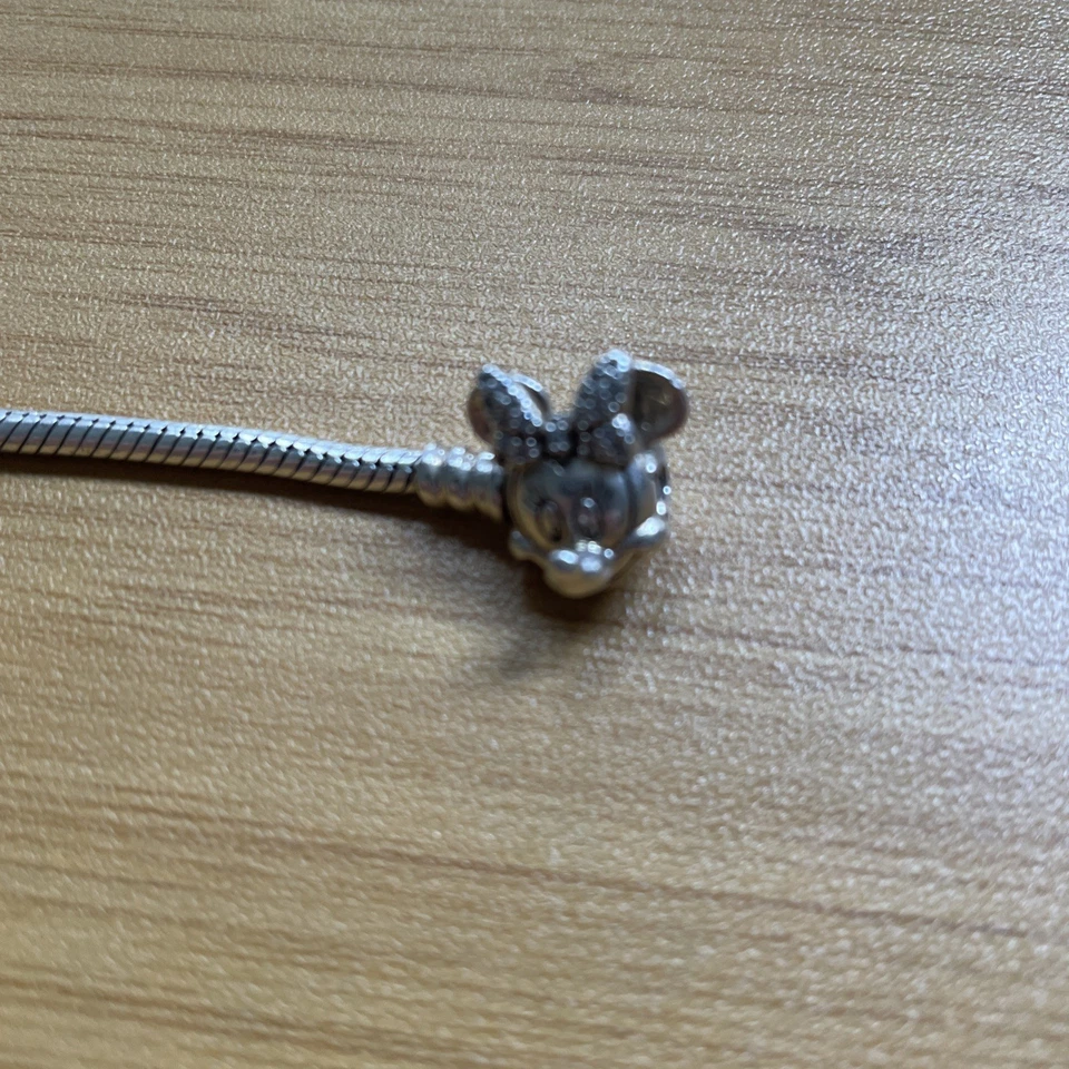 Pulseira Pandora Disney Minnie Mouse - Imagem 2 de 4