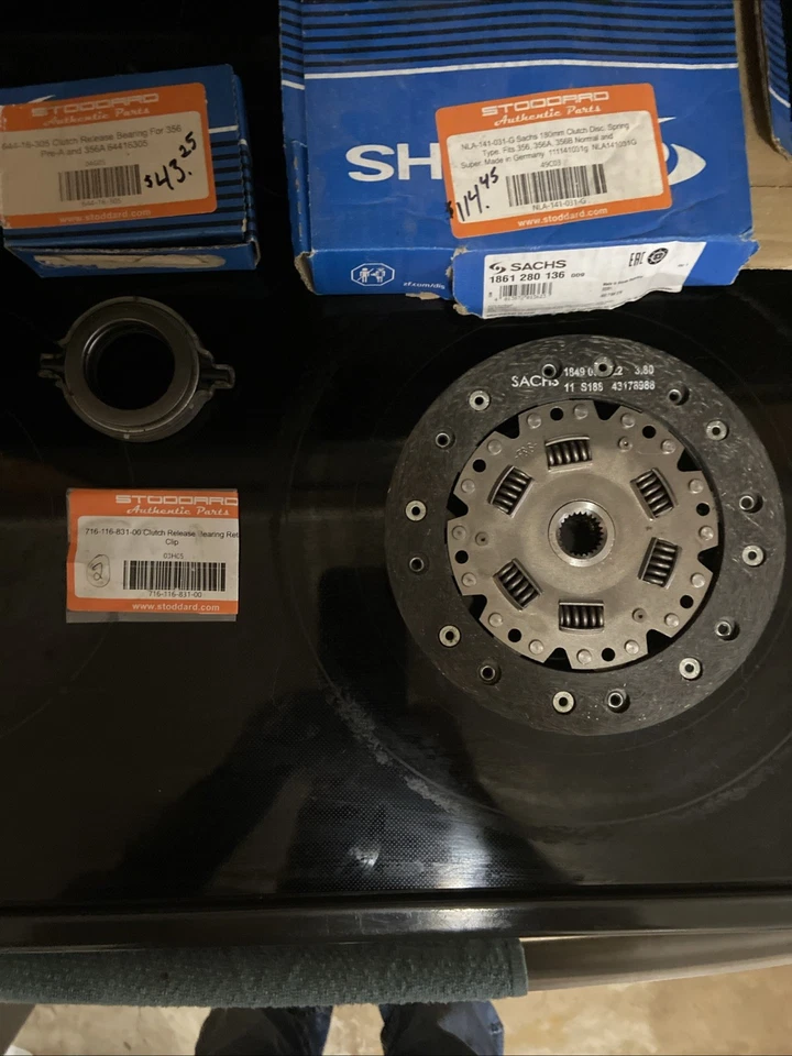 Porsche 356A Clutch Disc, Throw Out Bearing With Retaining Clips - Image 2 of 4