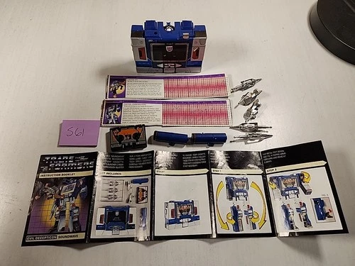 Vintage Transformers G1 Soundwave & Buzzsaw Cassette Figure Lot 1984
