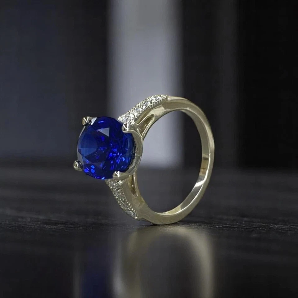 Alianza de diamantes de zafiro natural talla esmeralda de 5,80 quilates de oro blanco de 14 quilates talla 7,8 Foto 4 de 4