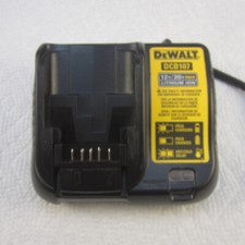 DEWALT DCB107 Lithium-Ion 12v 20v Max Battery CHARGER ONLY.