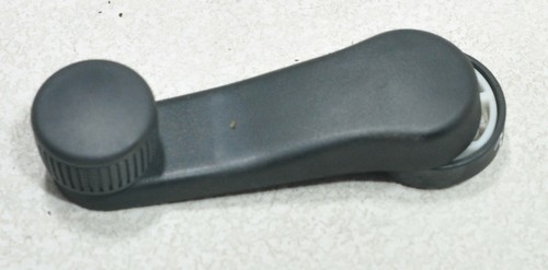 VW Gol 3 III 1H1 (91-97) Fenster Kurbel Tür vorne hinten Rechts Links 38862-B236