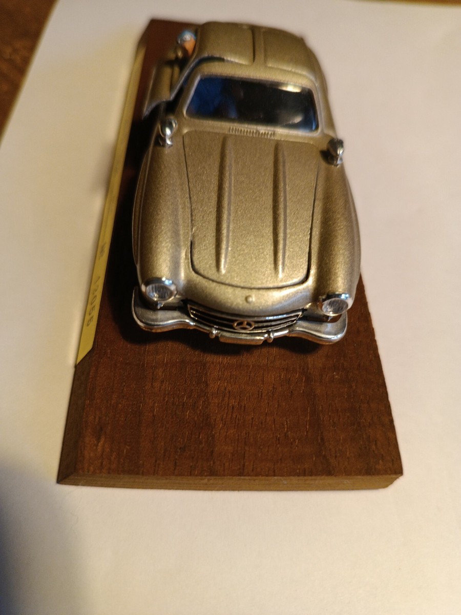 Voiture miniature SOLIDO 1/43 MERCEDES 300SL 1954 - Équipement auto