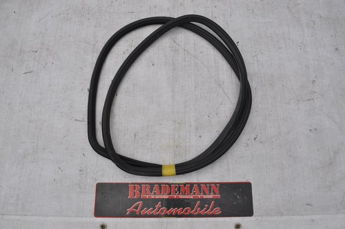 VW Polo Variant Classic 6K Dichtung Tür Einstieg vorne rechts 5 Türer