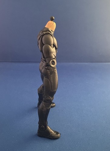 DC - Batman The Dark Knight - Survival Suit - Custom Fodder - Male Body - 2008 1 - Picture 6 of 6