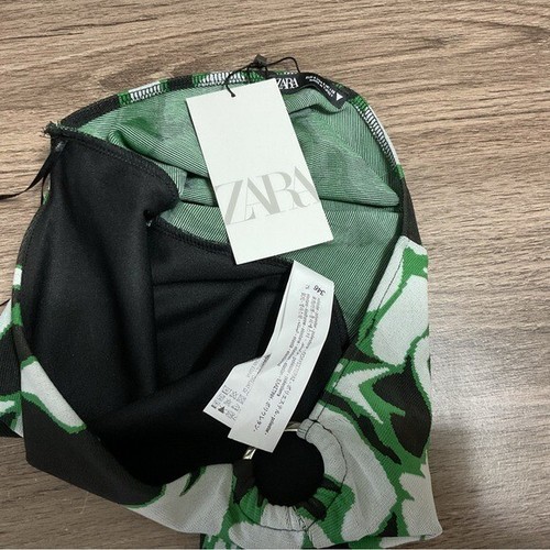 Zara One Shoulder Blumenärmel Mehrfarbig Größe S Neu mit Etikett - Bild 4 von 6