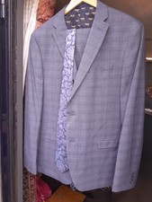 Mens complete wedding outfit - blue-grey 3-piece suit plus accessories