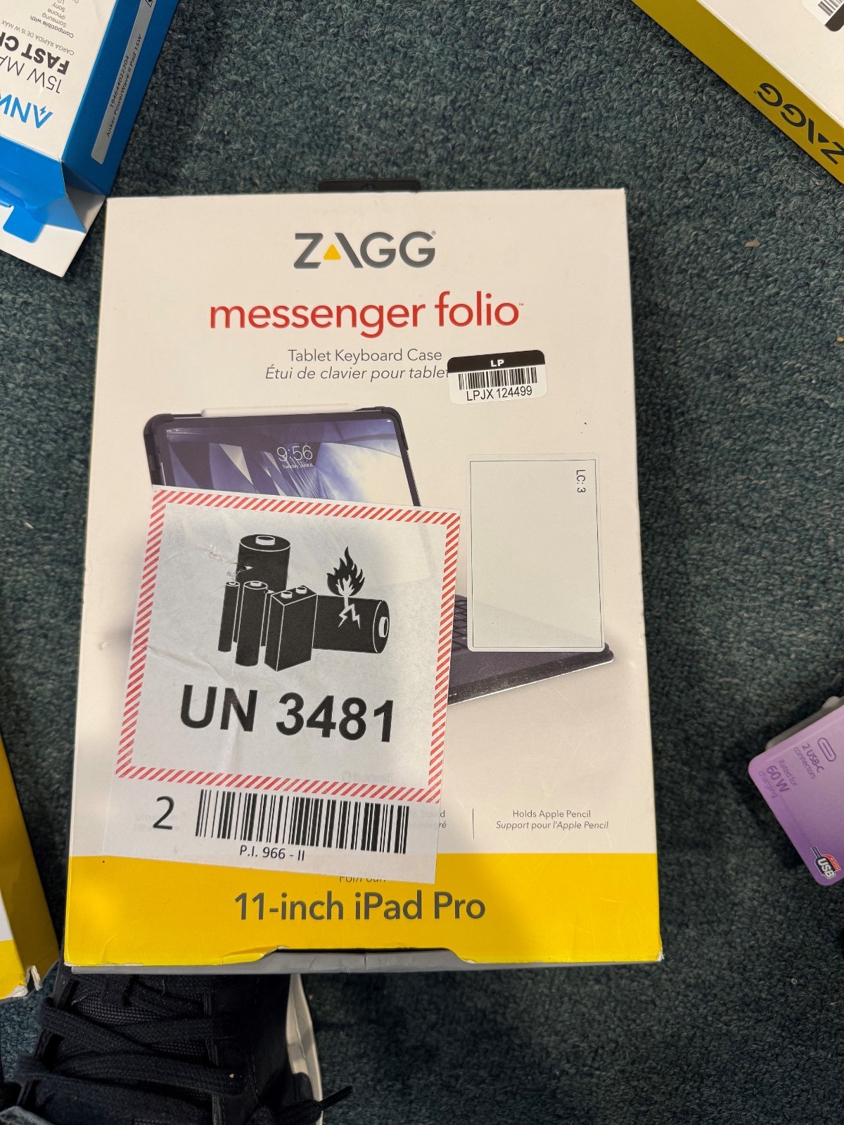 ZAGG Messenger Folio for 11" iPad Pro -  US English - fast shipping