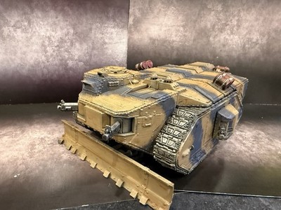 Grim Dark Super Heavy Armoured Transport bemalt