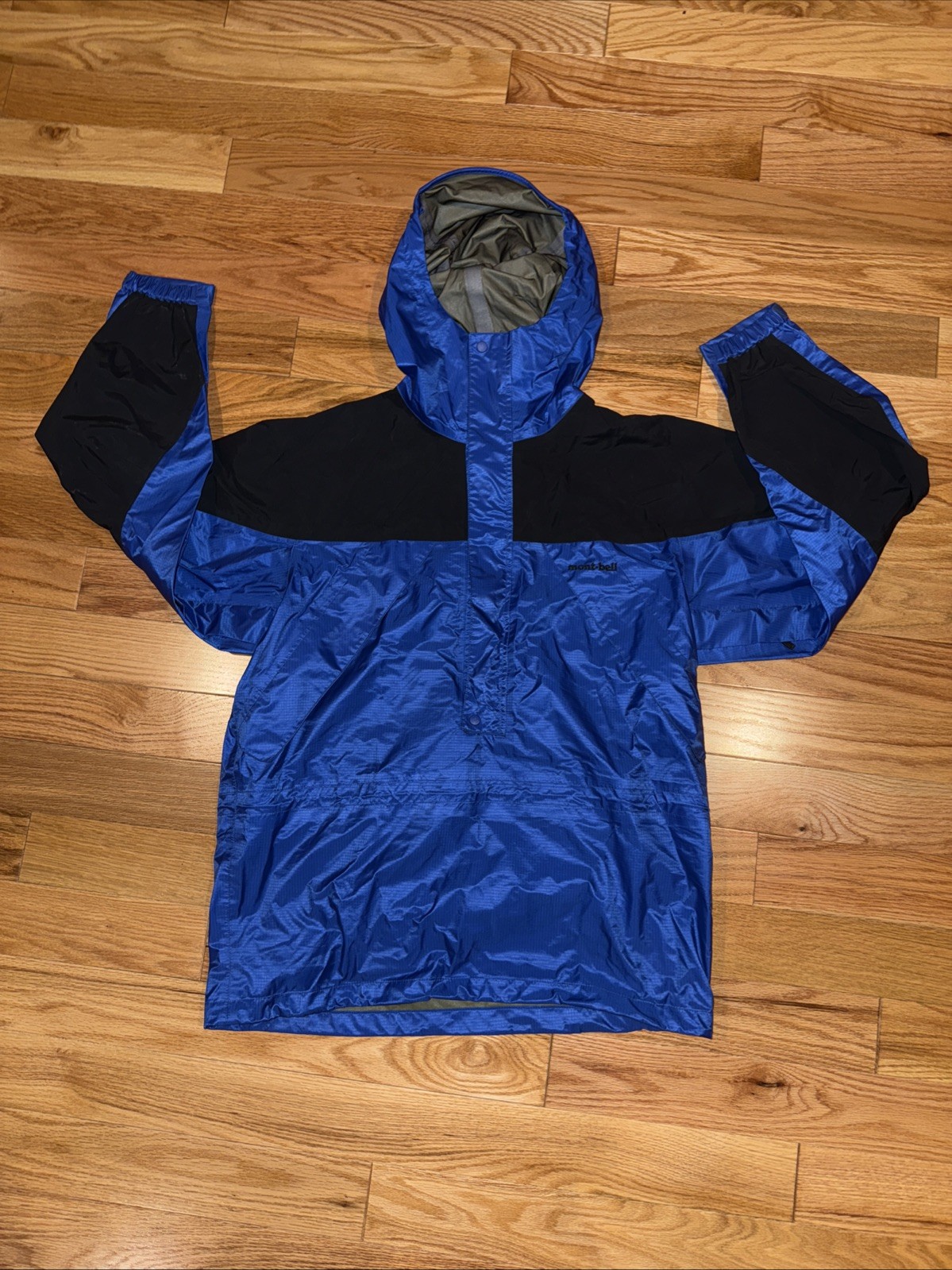 Mont-bell, Vintage Mont-Bell Goretex Jacket size Small