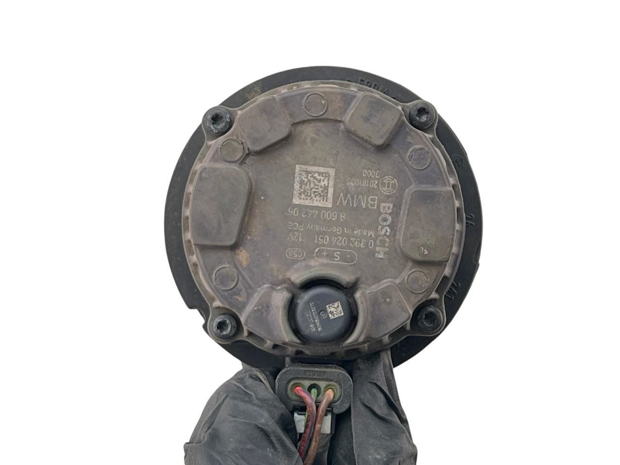 BMW i8 2019 Water pump with housing