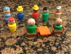Vintage Fisher Price Little People Lot Of 12 Children Adults Chairs Table