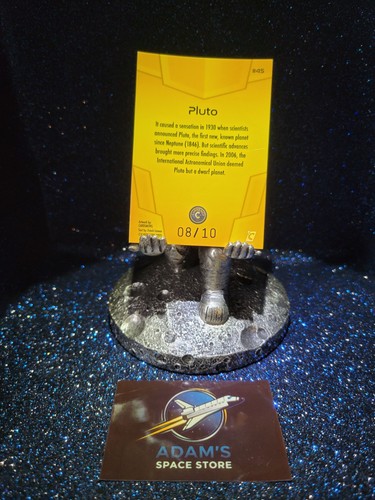 Cardsmiths-Space Trading Card-Gem Refractor- Gold- Pluto #45 - Picture 2 of 4