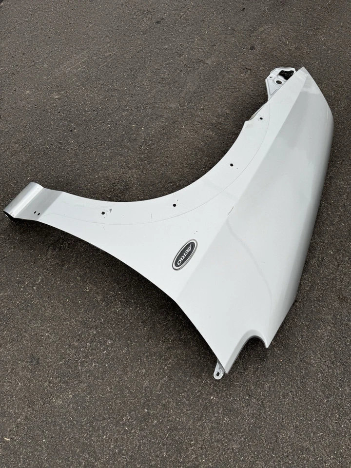 02-07 Suzuki Aerio Front Left Driver Side Fender OEM Grey - Image 3 of 4
