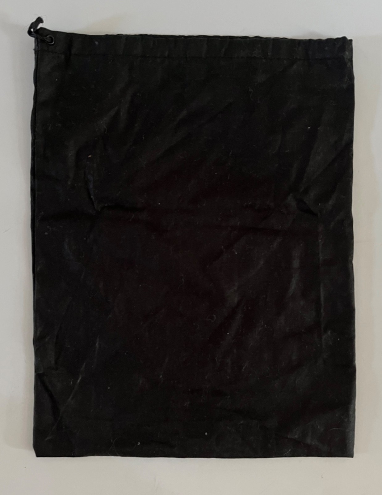 Saint Laurent Sacchetto antipolvere foderato in tessuto nero 14"x10" con coulisse di design