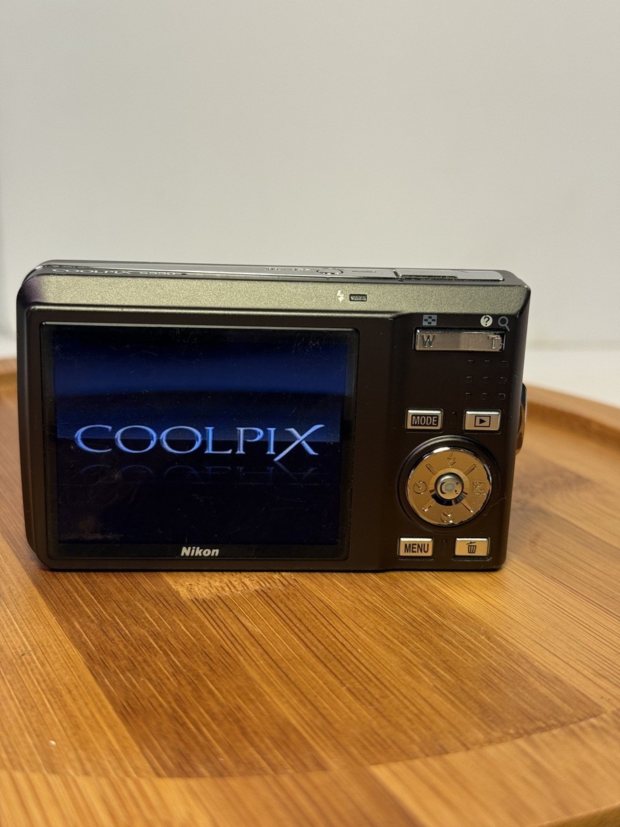 Nikon Digital Camera Coolpix S550 10.0MP Black Tested - Works