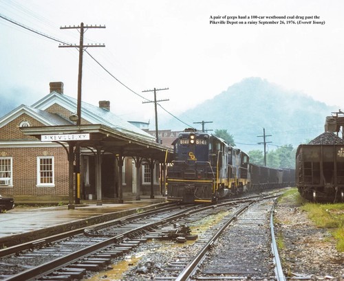 Chesapeake & Ohio Color Portfolio (Softcover) - Picture 5 of 6