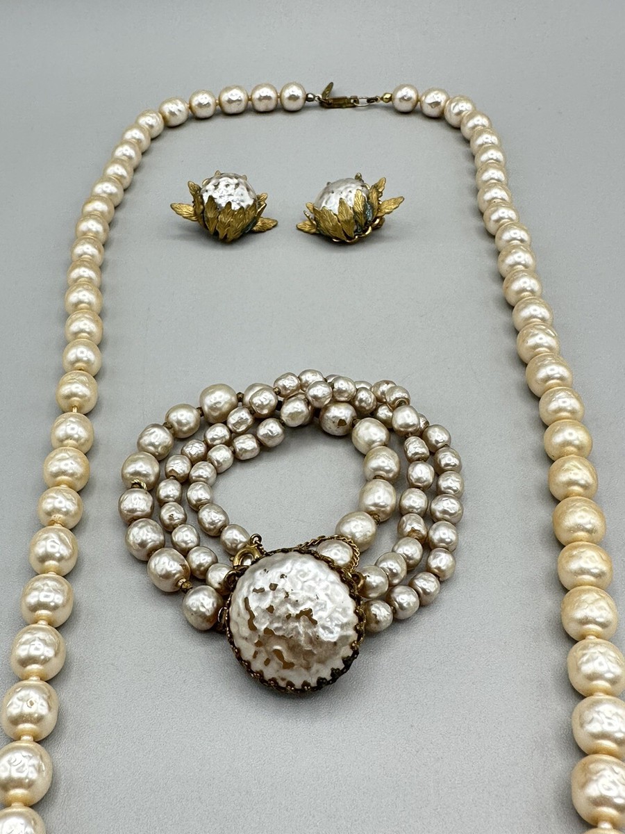 VINTAGE MIRIAM HASKELL SIGNED BAROQUE PEARL NECKLACE EARINGS