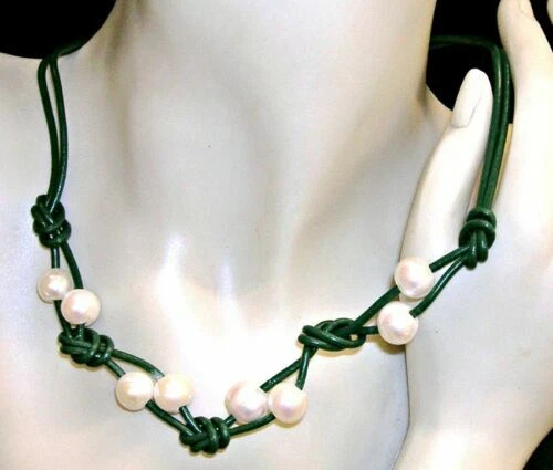 Collar de joyería con perlas naturales perla