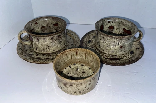 Hoganas Keramik Stoneware Sweden Pottery Mugs Coffee Plates Set Of 5 Mambo