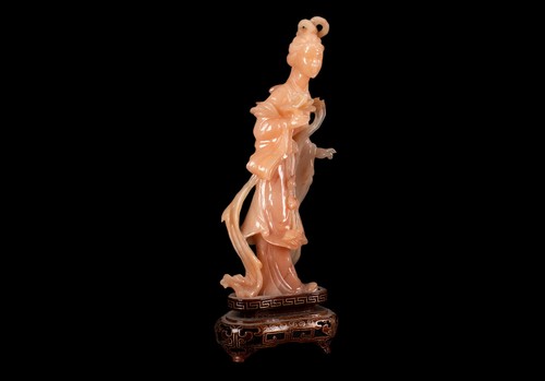 Eine Elegante Hartstein /- Figur der Xiwangmu, Pfirsich Chalcedon, China 20. Jh. - Bild 4 von 8