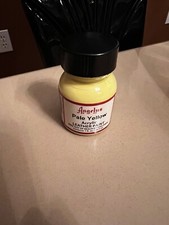 Angelus Acrylic Leather Paint Waterproof Sneaker Paint 1oz - Pale Yellow