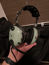 David Clark H10-20 Aviation Headset W/ M-7a Mic , With Original Bags, Like New!!